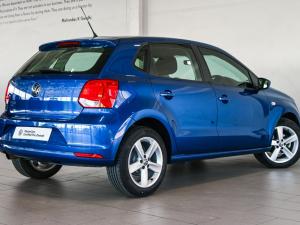 Volkswagen Polo Vivo hatch 1.6 Highline - Image 4