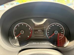 Volkswagen Polo Vivo hatch 1.4 - Image 4