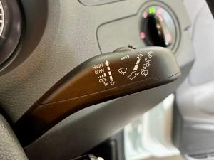 Volkswagen Polo Vivo hatch 1.6 Comfortline auto - Image 11