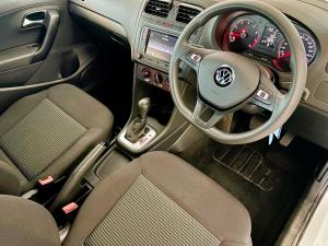 Volkswagen Polo Vivo hatch 1.6 Comfortline auto - Image 3