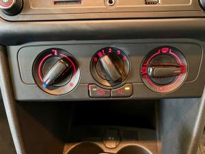 Volkswagen Polo Vivo hatch 1.6 Comfortline auto - Image 7