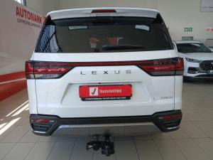 Lexus LX 500d Urban - Image 5
