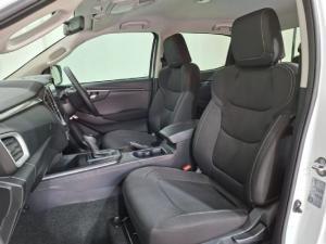 Isuzu D-Max 1.9TD double cab LS manual - Image 11