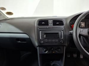 Volkswagen Polo Vivo hatch 1.4 Trendline - Image 9