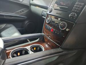 Mercedes-Benz ML ML320CDI - Image 12
