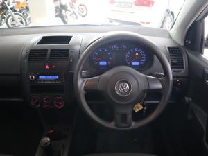 Volkswagen Polo Vivo sedan 1.4 - Image 10