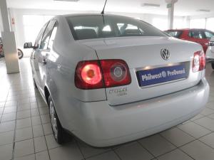 Volkswagen Polo Vivo sedan 1.4 - Image 5