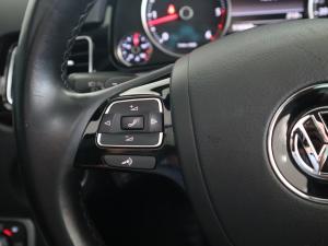 Volkswagen Touareg V6 TDI Luxury - Image 20