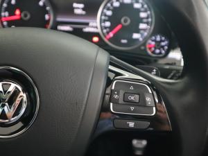 Volkswagen Touareg V6 TDI Luxury - Image 21