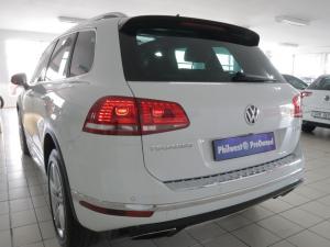 Volkswagen Touareg V6 TDI Luxury - Image 6