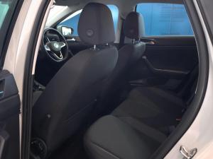Volkswagen Polo hatch 1.0TSI Life auto - Image 16