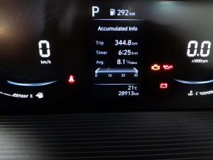 Hyundai Staria 2.2D Executive automatic - Image 13