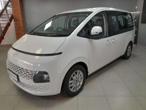 Hyundai Staria 2.2D Executive automatic - Image 1