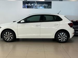 Volkswagen Polo hatch 1.0TSI Life manual - Image 3