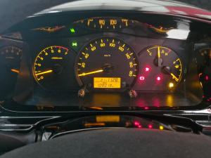 Toyota Quantum 2.7 GL 14-seater bus - Image 17