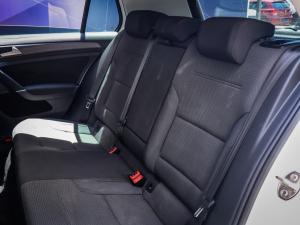 Volkswagen Golf 1.4TSI Comfortline - Image 11