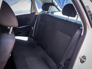 Volkswagen Polo Vivo hatch 1.4 Trendline - Image 11