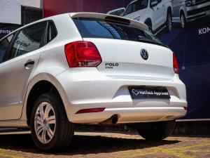 Volkswagen Polo Vivo hatch 1.4 Trendline - Image 6