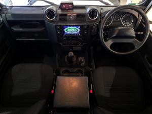 Land Rover Defender 110 TD multi-purpose - Image 7