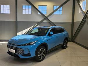 MG HS 2.0T Luxury - Image 3