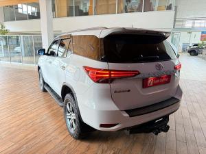 Toyota Fortuner 2.4GD-6 auto - Image 6