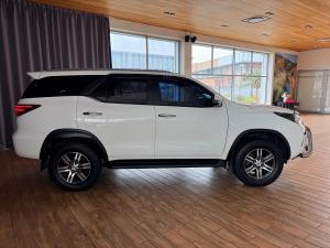 Toyota Fortuner 2.4GD-6 auto - Image 7