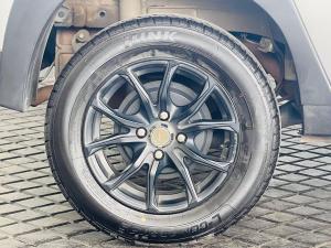 Mahindra KUV100 Nxt 1.2 G80 K2+ #DARE - Image 17