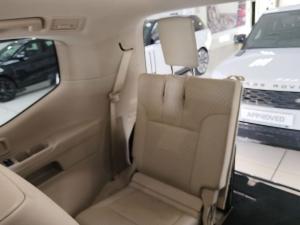 Toyota Land Cruiser 300 3.5T ZX - Image 10