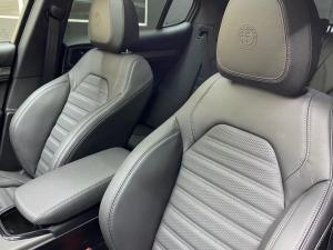 Alfa Romeo Stelvio 2.0T Veloce Q4 - Image 17