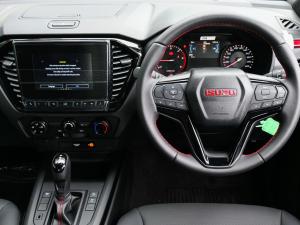 Isuzu D-Max 1.9TD double cab LS X-Rider auto - Image 8