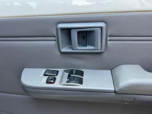 Toyota Land Cruiser 79 4.0 V6 single cab - Image 9
