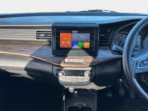 Toyota Rumion 1.5 TX manual - Image 11