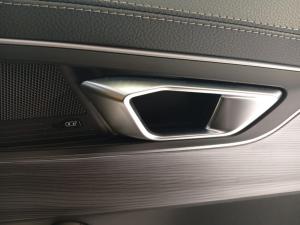 Chery Tiggo 8 Pro 1.6TGDI 290T Executive - Image 11