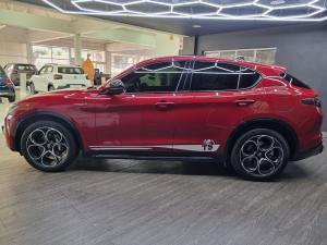 Alfa Romeo Stelvio 2.0T Veloce Q4 - Image 7
