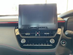 Toyota Corolla Cross 1.8 GR-Sport - Image 14