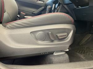 Toyota Corolla Cross 1.8 HEV GR-Sport - Image 19