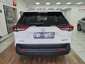Toyota RAV4 2.0 GX - Image 5