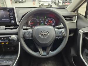Toyota RAV4 2.0 GX - Image 14