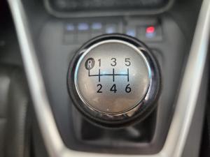 Toyota RAV4 2.0 GX - Image 16
