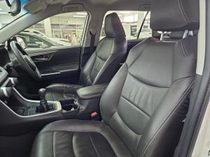 Toyota RAV4 2.0 GX - Image 20