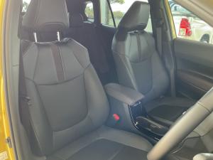 Toyota Corolla Cross 1.8 HEV XR - Image 17