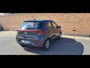 Hyundai Grand i10 1.0 Premium hatch - Image 2
