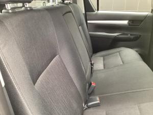 Toyota Hilux 2.4GD-6 double cab 4x4 Raider X auto - Image 18