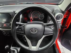 Toyota Vitz 1.0 XR manual - Image 8