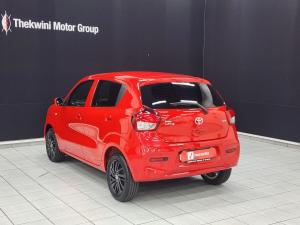 Toyota Vitz 1.0 XR manual - Image 12