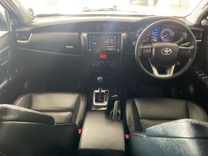 Toyota Fortuner 2.4GD-6 auto - Image 6