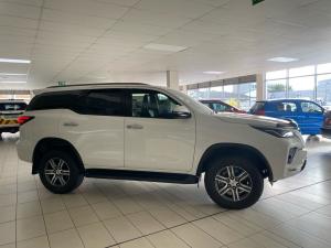 Toyota Fortuner 2.4GD-6 auto - Image 3