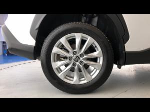 Toyota Corolla Cross 1.8 Xi - Image 16