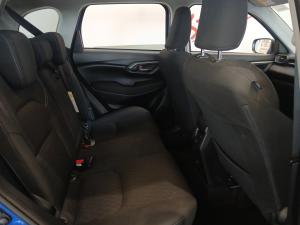 Toyota Urban Cruiser 1.5 XR manual - Image 18