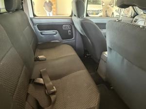 Nissan NP300 Hardbody 2.5TDi double cab Hi-rider - Image 12